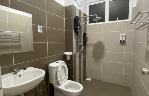 Bandar Penawar House | Desaru Happy Guest House E