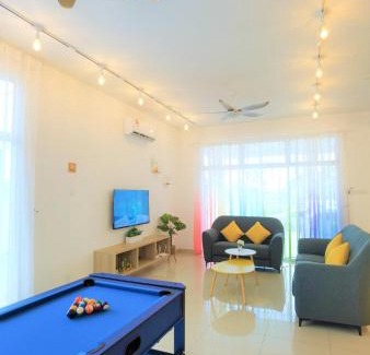 Bandar Penawar House | Desaru Kids Water Slide Pool & BBQ Homestay