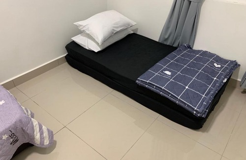 Bandar Penawar House | Desaru Vacation Home w Private Pool,BBQ,Karaoke,FREE WIFI,Netflix