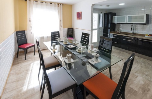 Grao de Gandia House | DESEO - Apartment with shared pool in Grao de Gandia. Free WiFi