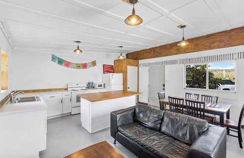 Sanderson Hotel | Desert Air Motel