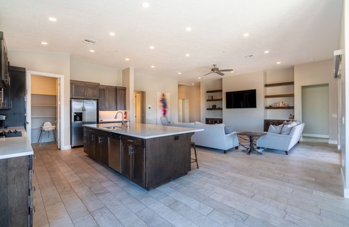 Hurricane House | Desert Cove NEW! Private Pool & Spa. 4 Bed & 4 Bath!