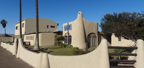 Walvis Bay Bed & Breakfast | DESERT DREAMS BED and BREAKFAST CC