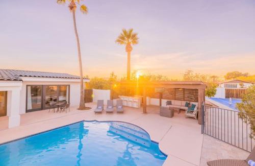 Corvalian Estates House | Desert Escape