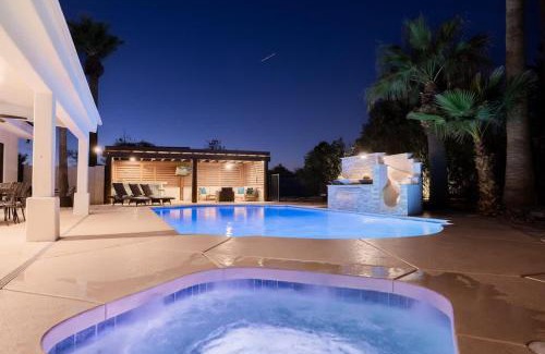 Corvalian Estates House | Desert Escape