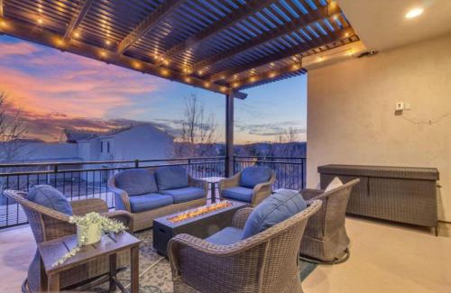 Hurricane House | Desert Haven near Zion with Pool and Hot Tub