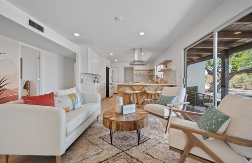 Catalina Foothills Estates House | Desert Lux! Peaceful/private+2 minutes from prime Foothills shopping/dining