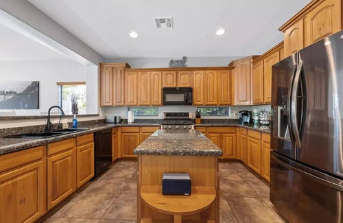 Power Ranch House | Desert Oasis - Heated Pool w/Waterfall and Grotto