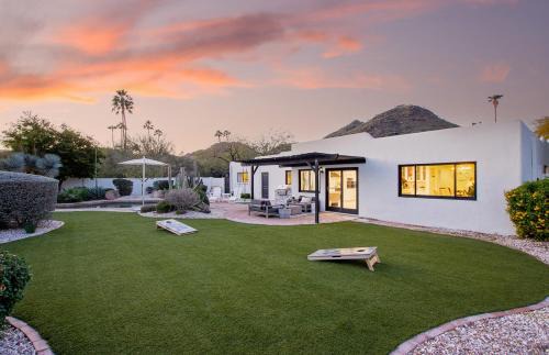 Braecrest Villa | Desert Oasis Retreat Luxe Hideaway in Paradise Valley