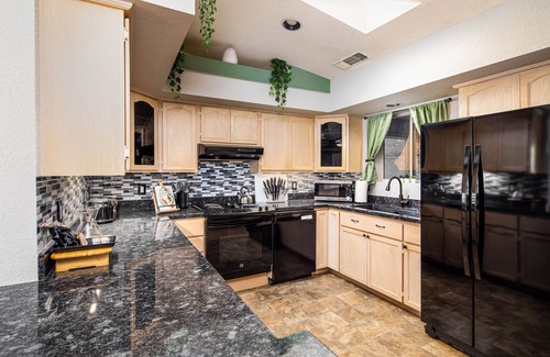 Cottonwood-Verde Village House | Desert Oasis with Private Hot Tub - Minutes from Sedona+Wineries+Jerome!