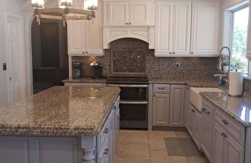 Foothills House | Desert Paradise, Pool, Spa, Pickleball, Putt Green