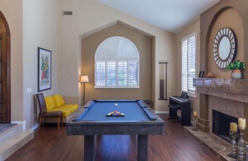 Foothills House | Desert Paradise Pool Spa Pickleball Putt Green