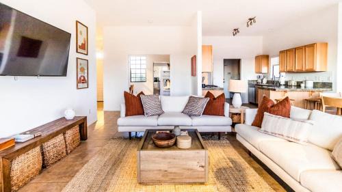 Joshua Tree Apartment | Desert Retreat w/Spa+Views
