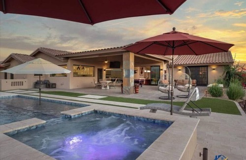 Carefree House | Desert Serenity Mountain Estate+ShuffleboardCourt+MountainViews+Horseshoes+HtdPool+PoolTable