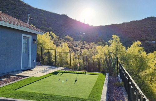 North Mountain House | Desert Valley Stay - Mountain Views