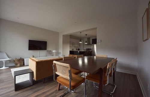 Little Italy Apartment | Design 3-bedroom flat with private terrace in Little Italy by Denstays