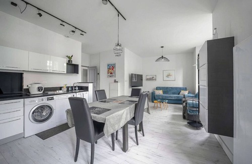Republique Apartment | Design apartment in the city center with parking