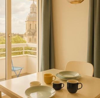Offenbach am Main Apartment | Design Apartment mit Balkon 15 min Airport