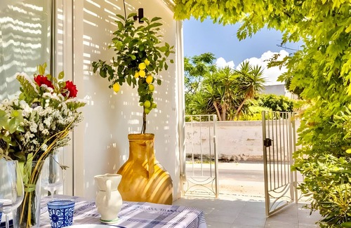 Capilungo House | Design apartment with rooftop by the sea