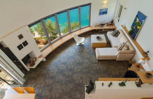 Bobovisca Villa | Design&Art Seafront Villa