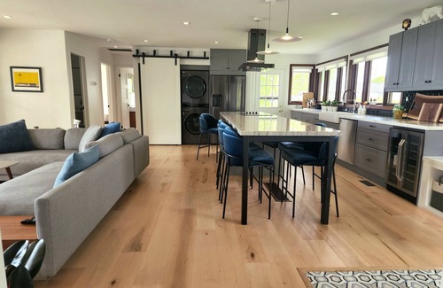 Wellington House | Designer Lakehouse in the Heart of Wellington; acre of land; 125ft of Waterfront