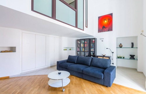 Montecalvario Apartment | Design Duplex at National Museum