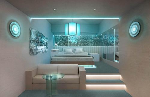 Naka Ward Hotel | Design Hotel W Zip Club