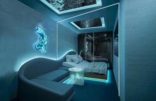 Naka Ward Hotel | Design Hotel W Zip Club