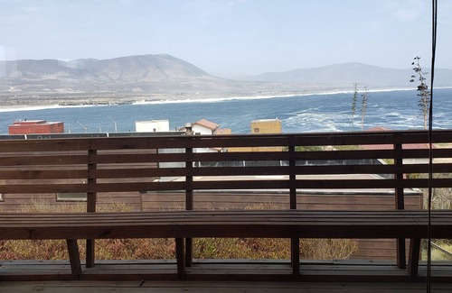 Los Molles House | Design house steps from the beach, broadband WIFI, telecommuting