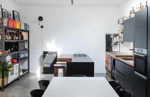 Vanchiglietta Apartment | Design Loft with Free Private Parking