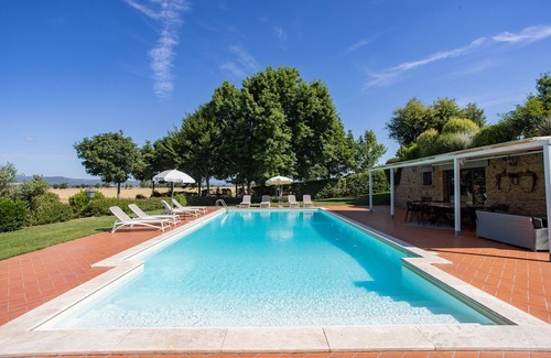 Pietraia Villa | Design villa with large swimming pool in the heart of the Tuscan countryside