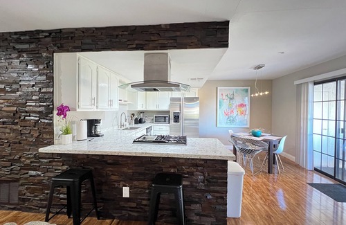 Spring Valley Condo | Designed to ENJOY!. Best Vacation Place Las Vegas Nevada By: Smart Homes