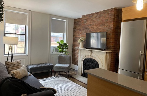 Alphabet City Apartment | Designer 2BR, 1.5BA, 4 Beds in prime East Village