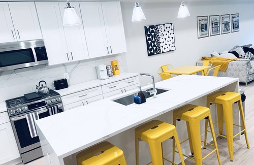 Trinidad Condo | Designer 3BDR Penthouse+Private Rooftop Monument View+Parking Free Cancellation