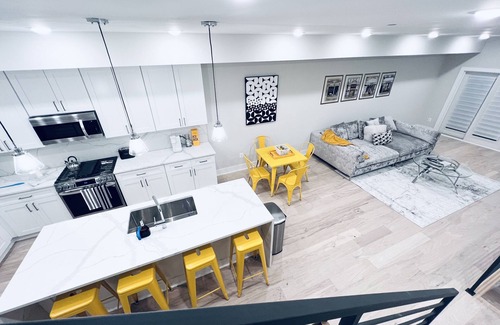Trinidad Condo | Designer 3BDR Rooftop Monument View&Parking Near H St Corridor Free Cancellation