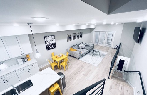 Trinidad House | Designer 3BDR Rooftop Monument View&Parking Near H St Corridor Free Cancellation