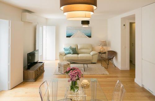 Socorro Apartment | Designer Apartment with Pool by LovelyStay