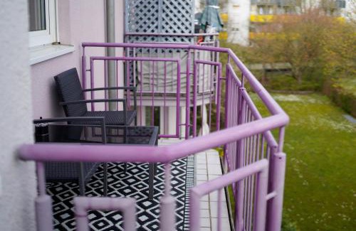Oberreut Feldlage Apartment | Designer Central Living WLAN&Smart-TV&Self Check-In