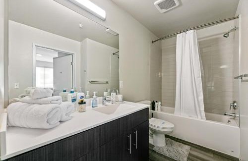 Prospect Park Apartment | Designer Finishes & City Views