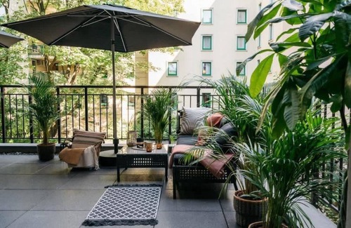 Stare Miasto Apartment | Designer Flat with Terrace in City Centre