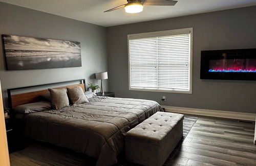 Leo-Cedarville House | Designer Leo Home 3 Bed 2.5 Bath