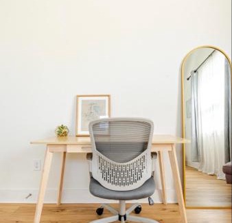 St. Johns House | Designer NEW 10min dt Pet friendly 7min Park-Room A
