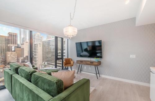 Bloor-Yorkville Apartment | Designer One Bedroom Suite - Yorkville