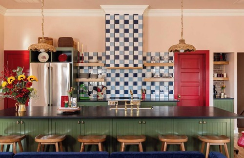 Guthrie House | Designer Schoolhouse Retreat- King Beds, Family Friendly, Event Friendly and Game Day Ready!
