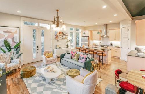 Nashville House | Designer Single Family House-Rooftop- Hot Tub