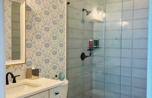 Interchange Square Condo | Designer three bedroom three bath condo with expensive river and pool views