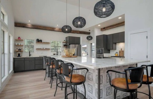 Dripping Springs House | Designer TX Hill Country Ranch -Chillaxin Vibes & Views, Family & Fido Friendly