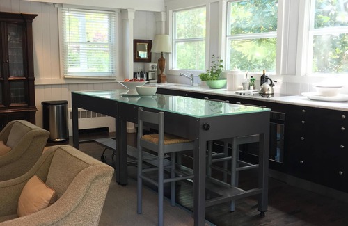 Bridgehampton House | Designers own Mid Century Chic Hamptons