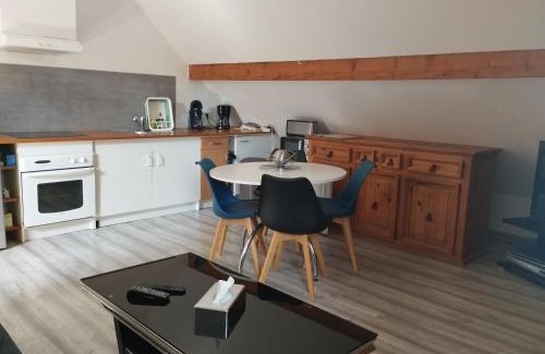 La Malachere Apartment | Destinée Esterel Espace privé dans propriété avec accès piscine