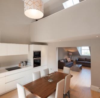 New Town Apartment | Destiny Scotland - Q-Residence
